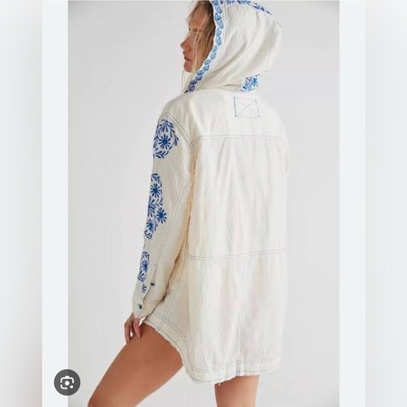 Free People Cream and Blue Embroidered Top - Picture 4 of 4